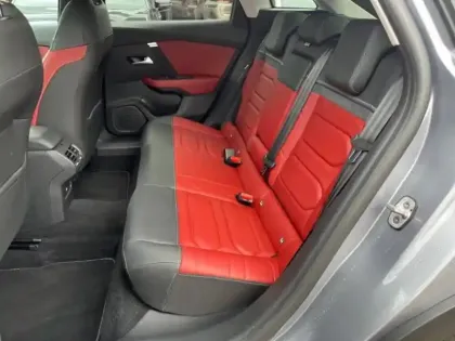 Photo 9 Citroën C4  PureTech 130ch S&S Shine Pack EAT8