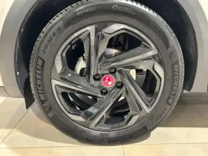 Photo 12 DS DS 3  Crossback PureTech 130ch Performance Line + Automatique 7cv