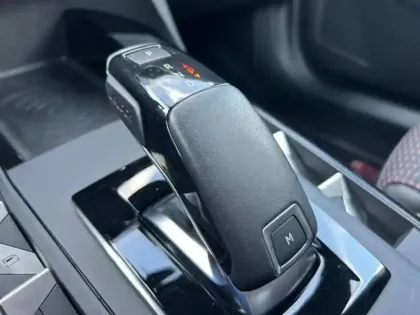 Photo 10 DS DS 3  Crossback PureTech 130ch Performance Line + Automatique 7cv