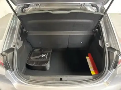 Photo 5 Peugeot 208  e- 136ch Active Business GPS