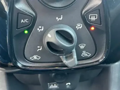 Photo 9 Citroën C1  VTi 72 S&S Feel 5p E6.d