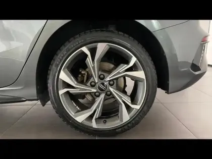 Photo 25 Audi A3  Sportback 35 TFSI 150ch Mild Hybrid S line S tronic 7