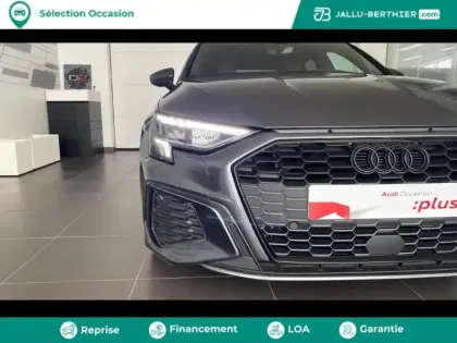 Photo 18 Audi A3  Sportback 35 TFSI 150ch Mild Hybrid S line S tronic 7