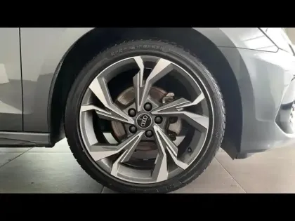 Photo 24 Audi A3  Sportback 35 TFSI 150ch Mild Hybrid S line S tronic 7