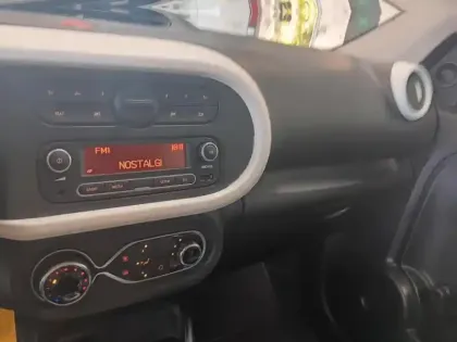 Photo 12 Renault Twingo  E-Tech Electric Life R80 Achat Intégral - 21MY