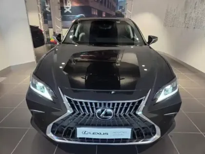 Photo 1 Lexus Es  300h Luxe MY23