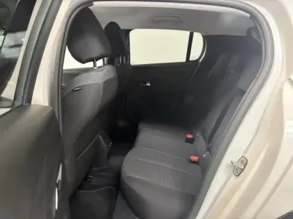 Photo 9 Peugeot 208  e- 136ch Style