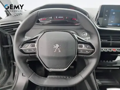 Photo 12 Peugeot 2008  PureTech 130 S&S BVM6