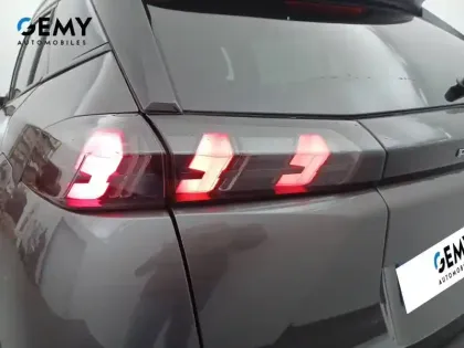 Photo 16 Peugeot 2008  PureTech 130 S&S BVM6