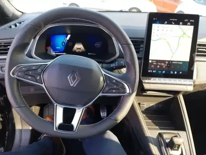 Photo 9 Renault Symbioz  E-Tech full hybrid 160 ch