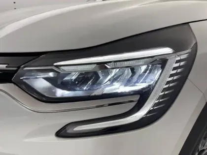 Photo 20 Renault Captur  E-Tech 145 - 21