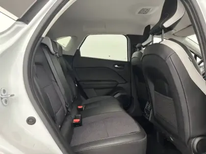 Photo 15 Renault Captur  E-Tech 145 - 21