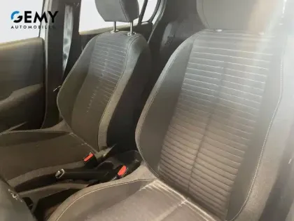 Photo 39 Peugeot 208  PureTech 100 S&S EAT8