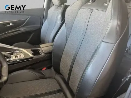 Photo 8 Peugeot 3008  Hybrid 225 e-EAT8