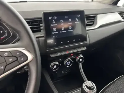 Photo 11 Renault Captur  TCe 140 - 21