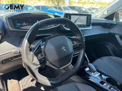 Photo 7 Peugeot 2008  Moteur électrique 136 ch