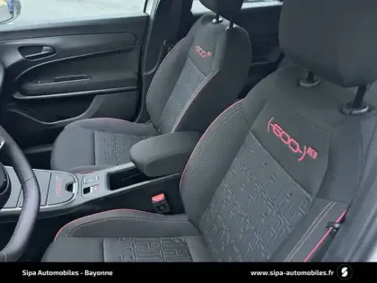 Photo 27 Fiat 600 e 54 kWh 156 ch