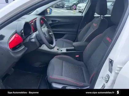 Photo 8 Fiat 600 e 54 kWh 156 ch