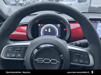 Photo 24 Fiat 600 e 54 kWh 156 ch