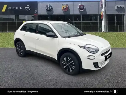 Photo 2 Fiat 600 e 54 kWh 156 ch