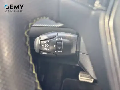 Photo 17 Peugeot 2008  Electrique 136 ch