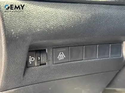 Photo 13 Peugeot 208  PureTech 130 S&S EAT8