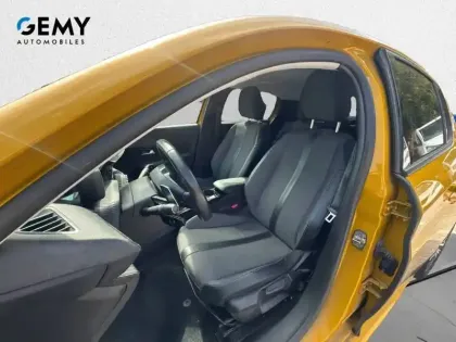 Photo 8 Peugeot 208  PureTech 130 S&S EAT8