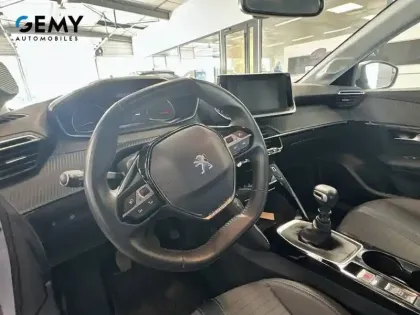 Photo 7 Peugeot 208  PureTech 100 S&S BVM6