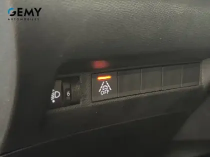 Photo 13 Peugeot 208  PureTech 100 S&S BVM6