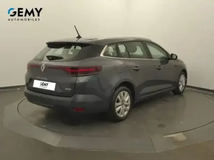 Photo 56 Renault Megane Mégane IV Estate E-TECH Plug-In Hybride 160