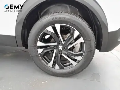 Photo 10 Peugeot 2008  PureTech 100 S&S BVM6
