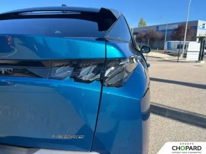 Photo 24 Peugeot 3008  Hybrid 136 e-DCS6