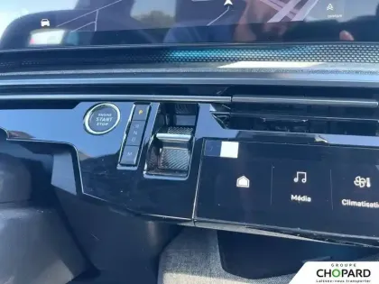 Photo 21 Peugeot 3008  Hybrid 136 e-DCS6