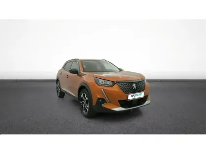 Photo 11 Peugeot 2008  PureTech 130 S&S BVM6