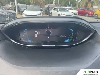 Photo 19 Peugeot 3008  Hybrid 225 e-EAT8