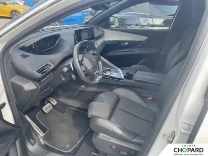 Photo 9 Peugeot 3008  Hybrid 225 e-EAT8