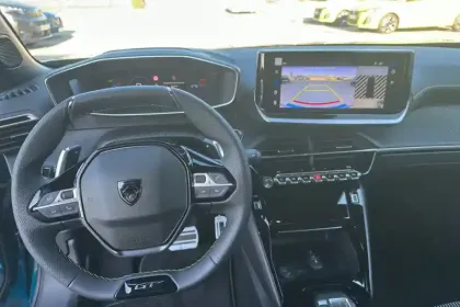 Photo 11 Peugeot 2008  Hybrid 145 e-DCS6