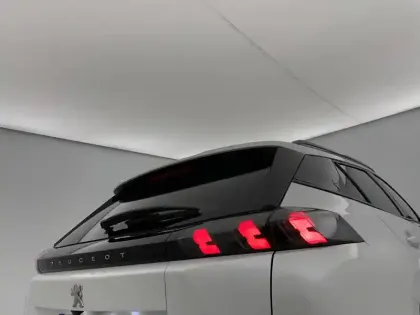 Photo 29 Peugeot 2008  Electrique 136 ch