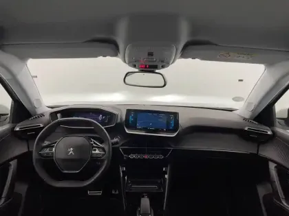 Photo 27 Peugeot 2008  Electrique 136 ch