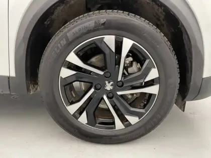 Photo 17 Peugeot 2008  Electrique 136 ch