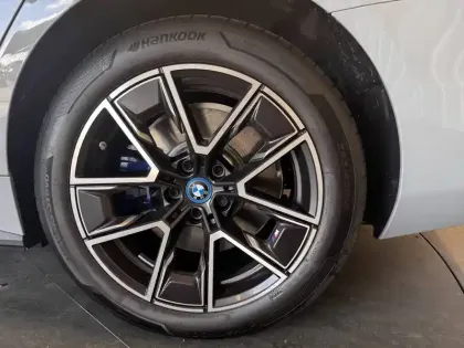 Photo 10 BMW I4  eDrive35 286 ch BVA