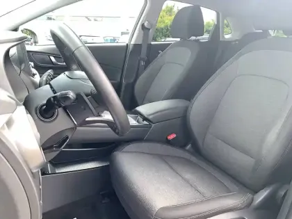 Photo 7 Hyundai Kona  Electrique 39 kWh - 136 ch