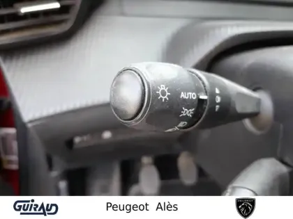 Photo 87 Peugeot 2008  BlueHDi 110 S&S BVM6