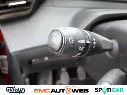 Photo 39 Peugeot 2008  BlueHDi 110 S&S BVM6