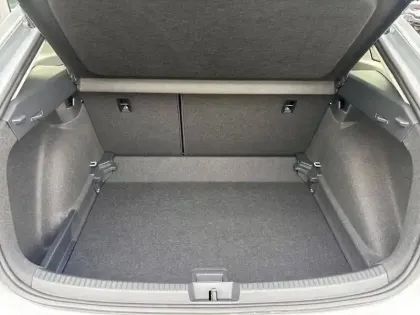 Photo 33 Volkswagen Taigo  1.0 TSI 116 DSG7