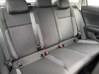 Photo 35 Volkswagen Taigo  1.0 TSI 116 DSG7