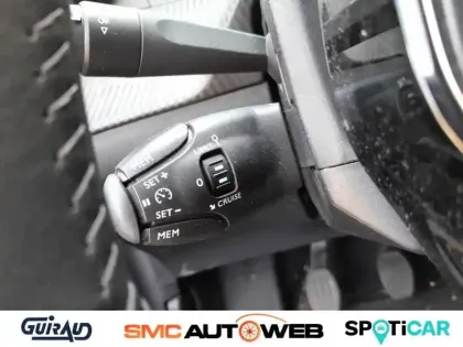 Photo 16 Peugeot 208  PureTech 75 S&S BVM5