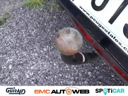 Photo 21 Peugeot 208  PureTech 100 S&S EAT8