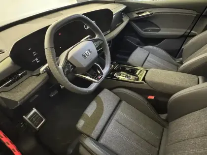 Photo 10 Audi Q6 E-tron  Sportback 306 ch 100 kWh performance