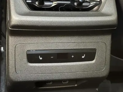 Photo 12 Audi Q6 E-tron  Sportback 306 ch 100 kWh performance